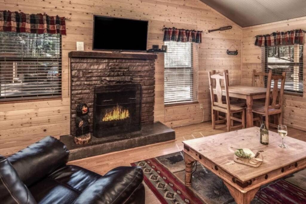 Canyon Cabins Ruidoso Ngoại thất bức ảnh